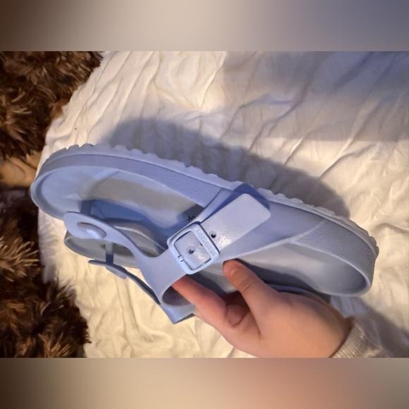 Birkenstock Light Blue Sandals I wear size 8 these fit like a 9 9.5 - Picture 2 of 4